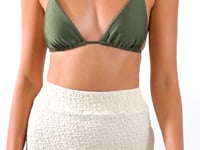 Carica e avvia il video nel visualizzatore di galleria, Video: Rio De Sol Gonna Da Spiaggia Brisa-Offwhite Rubi Skirt