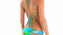 Carica e avvia il video nel visualizzatore di galleria, Video: Rio De Sol Slip Calcinha Aloha Cropped Faixa