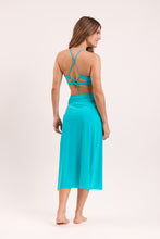 Carica l'immagine nel visualizzatore di Gallery, Model Back: Rio De Sol Gonna Da Spiaggia Amb-Nannai Long Skirt Knot