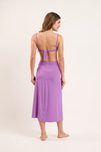 Carica l'immagine nel visualizzatore di Gallery, Model Back: Rio De Sol Gonna Da Spiaggia Bio-Floreira Long Skirt Knot