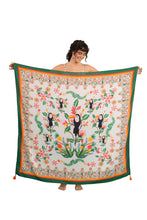 Carica l'immagine nel visualizzatore di Gallery, Model Front: Rio De Sol Pareo Boho Canga