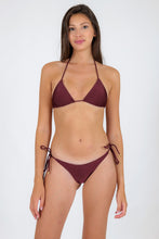 Carica l'immagine nel visualizzatore di Gallery, Model Front: Rio De Sol Slip Bottom Barolo Ibiza-Rope