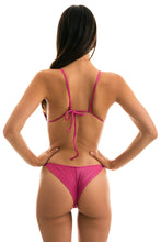 Carica l'immagine nel visualizzatore di Gallery, Model Back: Rio De Sol Slip Bottom Cloque Lichia Cheeky