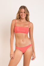 Carica l'immagine nel visualizzatore di Gallery, Model Front: Rio De Sol Slip Bottom Malibu-Nina Essential