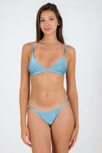 Carica l'immagine nel visualizzatore di Gallery, Model Front: Rio De Sol Slip Bottom Mirante California