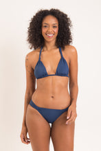 Carica l'immagine nel visualizzatore di Gallery, Model Front: Rio De Sol Slip Bottom Navy Mel-Comfy