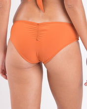 Carica l'immagine nel visualizzatore di Gallery, Image 05: Rio De Sol Slip Bottom Ocre Mel-Comfy