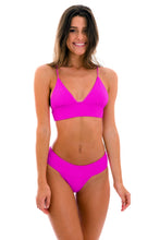 Carica l'immagine nel visualizzatore di Gallery, Model Front: Rio De Sol Slip Bottom St-Tpz-Pink Rio-Cos