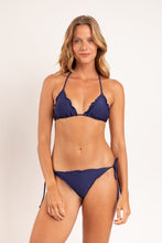 Carica l'immagine nel visualizzatore di Gallery, Model Front: Rio De Sol Slip Bottom Touch-Marinho Frufru