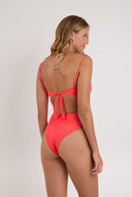 Carica l'immagine nel visualizzatore di Gallery, Model Back: Rio De Sol Completo Set Malibu-Folia Bandeau-Iris Highwaist-Spin-Iris