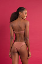 Carica l'immagine nel visualizzatore di Gallery, Image 10: Rio De Sol Completo Set Shimmer-Copper Bandeau-Joy Essential