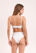 Carica l'immagine nel visualizzatore di Gallery, Model Back: Rio De Sol Reggiseno Top Memphis-White Bandeau-Reto