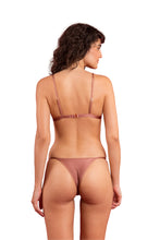 Carica l'immagine nel visualizzatore di Gallery, Model Back: Rio De Sol Reggiseno Top Shimmer-Copper Tri-Fixo