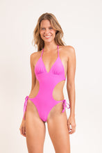 Carica l'immagine nel visualizzatore di Gallery, Model Front: Rio De Sol Intero Vita-Pink Trikini-Comfy