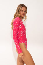 Carica l'immagine nel visualizzatore di Gallery, Image 03: Wednesday In Hawaii By Rio De Sol Intero Kiko-Guava Surf