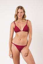 Carica l'immagine nel visualizzatore di Gallery, Model Front: Rio De Sol Completo Set Touch-Carmim Selena
