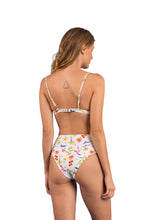 Carica l'immagine nel visualizzatore di Gallery, Model Back: Rio De Sol Completo Set Countryside Kyra Hotpants
