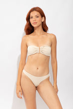 Carica l'immagine nel visualizzatore di Gallery, Model Front: Rio De Sol Slip Bottom Solar-Off Essential
