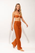 Carica l'immagine nel visualizzatore di Gallery, Image 08: Rio De Sol Pantaloni Da Spiaggia Ferrugo Murana Pants
