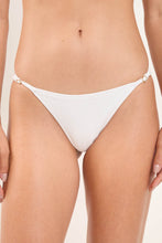 Carica l'immagine nel visualizzatore di Gallery, Gallery: Rio De Sol Slip Bottom Sand-White Cheeky-Fixa
