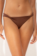 Carica l'immagine nel visualizzatore di Gallery, Gallery: Wednesday In Hawaii By Rio De Sol Slip Bottom Coco Mel
