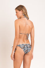 Carica l'immagine nel visualizzatore di Gallery, Model Back: Rio De Sol Slip Bottom Ikat Ibiza-Comfy

