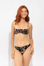 Carica l'immagine nel visualizzatore di Gallery, Model Front: Rio De Sol Slip Bottom Flora Nice-Fio
