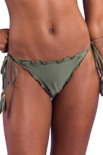 Carica l'immagine nel visualizzatore di Gallery, Gallery: Rio De Sol Slip Bottom Croco Frufru-Fio
