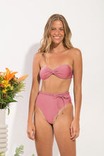 Carica l'immagine nel visualizzatore di Gallery, Model Front: Rio De Sol Slip Bottom Shimmer-Confetti Belted-High-Waist
