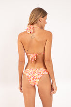 Carica l'immagine nel visualizzatore di Gallery, Model Back: Rio De Sol Slip Bottom Ditsy-Butter Mel
