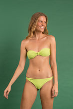 Carica l'immagine nel visualizzatore di Gallery, Image 13: Rio De Sol Completo Set Bora-Citrus Bandeau-Joy Leblon
