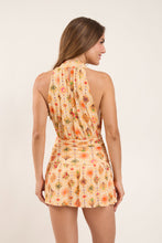 Carica l'immagine nel visualizzatore di Gallery, Model Back: Rio De Sol Mini Dress Mosaico Low Cut Dress
