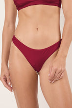 Carica l'immagine nel visualizzatore di Gallery, Gallery: Rio De Sol Slip Bottom Touch-Carmim Essential
