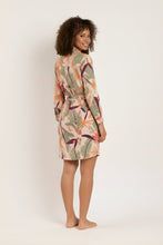 Carica l'immagine nel visualizzatore di Gallery, Model Back: Rio De Sol Camicia Oasis Chemise
