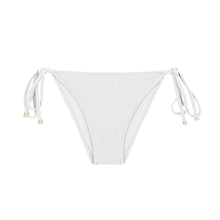 Carica l'immagine nel visualizzatore di Gallery, Product Front: Rio De Sol Slip Bottom Sand-White Lacinho
