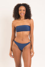 Carica l'immagine nel visualizzatore di Gallery, Model Front: Rio De Sol Slip Bottom Navy Nice-Fio
