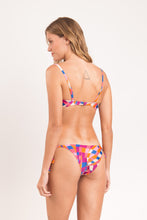 Carica l'immagine nel visualizzatore di Gallery, Model Back: Rio De Sol Completo Set Funny Bandeau-Joy Lacinho
