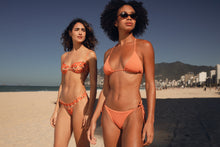 Carica l'immagine nel visualizzatore di Gallery, Image 14: Rio De Sol Reggiseno Top Sand-Argila Tri-Aya
