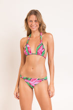 Carica l'immagine nel visualizzatore di Gallery, Model Front: Rio De Sol Slip Bottom Parrots Mel
