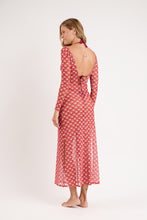 Carica l'immagine nel visualizzatore di Gallery, Model Back: Rio De Sol Vestito Da Spiaggia Floral-Scales Dress Lucy
