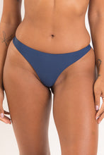 Carica l'immagine nel visualizzatore di Gallery, Gallery: Rio De Sol Slip Bottom Navy Nice-Fio
