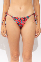 Carica l'immagine nel visualizzatore di Gallery, Gallery: Rio De Sol Slip Bottom Coral-Feline Ibiza-Comfy
