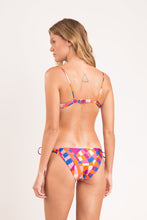 Carica l'immagine nel visualizzatore di Gallery, Model Back: Rio De Sol Completo Set Funny Balconet-Tie Ibiza-Comfy
