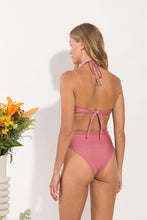 Carica l'immagine nel visualizzatore di Gallery, Model Back: Rio De Sol Completo Set Shimmer-Confetti Twist Belted-High-Waist
