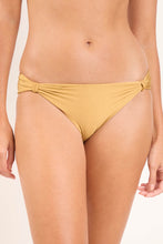 Carica l'immagine nel visualizzatore di Gallery, Gallery: Rio De Sol Slip Bottom Fluity-Dourado Mel-Comfy
