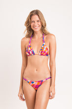 Carica l'immagine nel visualizzatore di Gallery, Model Front: Rio De Sol Slip Bottom Funny Essential-Rev
