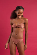 Carica l'immagine nel visualizzatore di Gallery, Image 12: Rio De Sol Reggiseno Top Shimmer-Copper Bandeau-Joy
