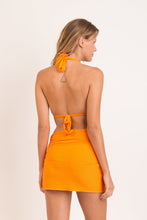 Carica l'immagine nel visualizzatore di Gallery, Model Back: Rio De Sol Gonna Da Spiaggia Dots-Mango Skirt-Knot
