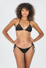 Carica l'immagine nel visualizzatore di Gallery, Model Front: Rio De Sol Completo Set Shimmer-Black Tri-Inv Ibiza-Comfy
