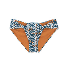 Carica l'immagine nel visualizzatore di Gallery, Product Front: Rio De Sol Slip Bottom Ikat Mel-Comfy
